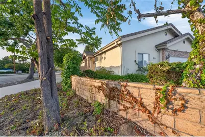 113 E Bonita Drive, Simi Valley, CA 93065 - Photo 8
