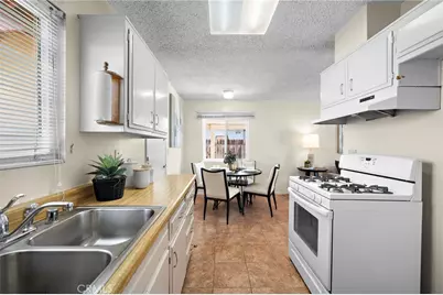9051 Carnation Drive, Westminster, CA 92683 - Photo 14