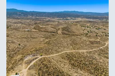 0 571-480-003, Hemet, CA 92544 - Photo 4