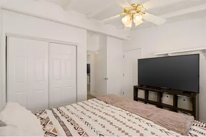 9702 Stonybrook Drive, Anaheim, CA 92804 - Photo 12