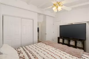 9702 Stonybrook Dr, Anaheim, CA 92804 - Photo 12