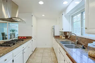 990 S Siet Place, Anaheim, CA 92806 - Photo 24
