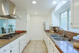 990 S Siet Pl, Anaheim, CA 92806 - Photo 24