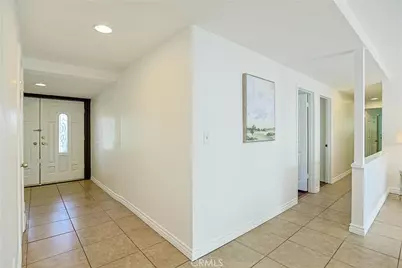 990 S Siet Place, Anaheim, CA 92806 - Photo 14