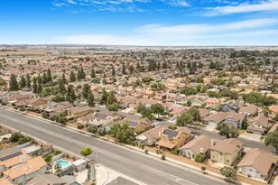 507 Coudures Way, Perris, CA 92571 - Photo 6