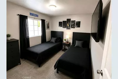 8215 Elburg Street, Paramount, CA 90723 - Photo 6