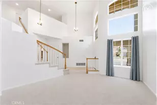 24 Calabria, Lake Forest, CA 92610 - Photo 4