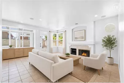 24 Calabria, Lake Forest, CA 92610 - Photo 8