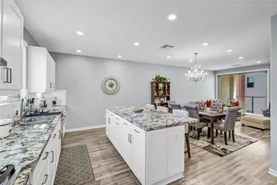 212 Paramount, Irvine, CA 92618 - Photo 12