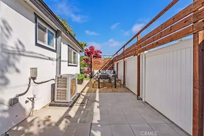 195 Broadway, Costa Mesa, CA 92627 - Photo 16