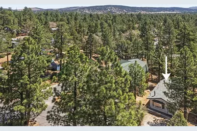 513 Cedar Ln, Sugarloaf, CA 92386 - Photo 24