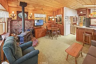 513 Cedar Ln, Sugarloaf, CA 92386 - Photo 4