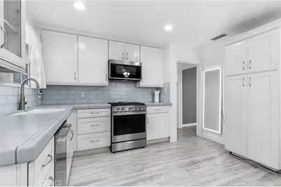 320 E 44th, Long Beach, CA 90807 - Photo 16