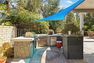 370 S Yorkshire, Anaheim, CA 92808 - Photo 14