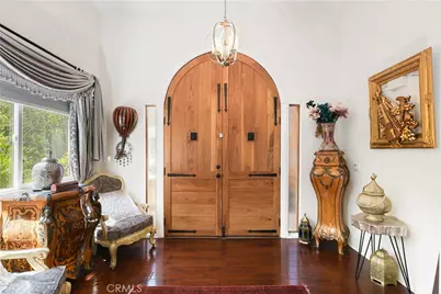 370 S Yorkshire, Anaheim, CA 92808 - Photo 20