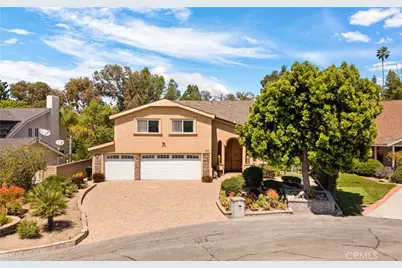 370 S Yorkshire, Anaheim, CA 92808 - Photo 1