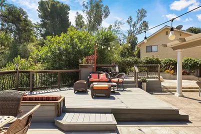 370 S Yorkshire, Anaheim, CA 92808 - Photo 18