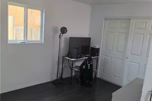 10625 Felton, Inglewood, CA 90304 - Photo 4