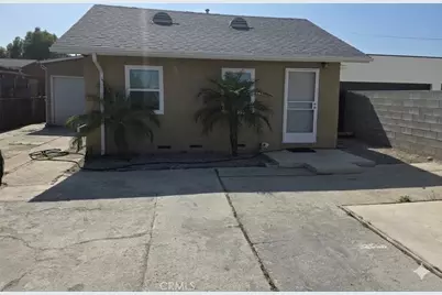 10625 Felton, Inglewood, CA 90304 - Photo 1