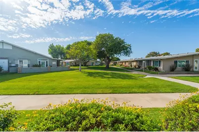 1681 Tam O Shanter Road #M12 10H, Seal Beach, CA 90740 - Photo 2