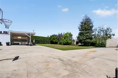 17066 Palmdale, Huntington Beach, CA 92647 - Photo 12