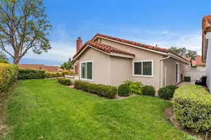 27684 Calle Valdes, Mission Viejo, CA 92692 - Photo 22