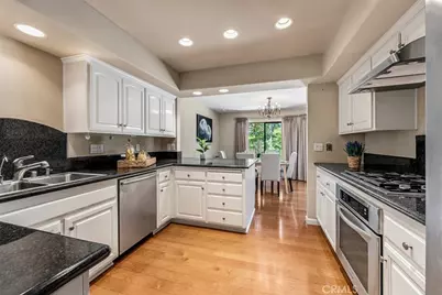 2 Rocky Glen, Irvine, CA 92603 - Photo 14