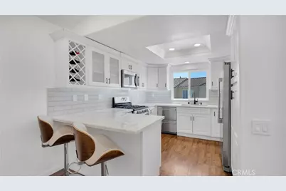 35 Fleurance Street, Laguna Niguel, CA 92677 - Photo 2