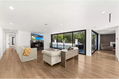 912 Honeywood Rd, Los Angeles, CA 90049 - Photo 10