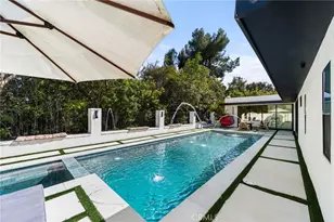 912 Honeywood Rd, Los Angeles, CA 90049 - Photo 48