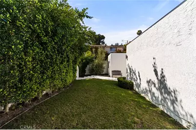 912 Honeywood Rd, Los Angeles, CA 90049 - Photo 70
