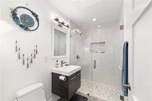 912 Honeywood Rd, Los Angeles, CA 90049 - Photo 30