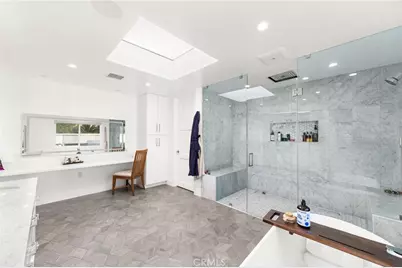 912 Honeywood Rd, Los Angeles, CA 90049 - Photo 44