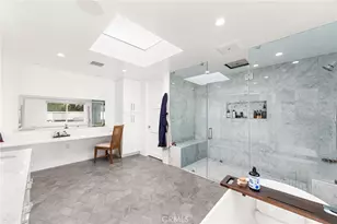 912 Honeywood Rd, Los Angeles, CA 90049 - Photo 44