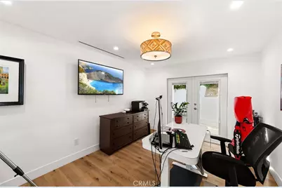 912 Honeywood Rd, Los Angeles, CA 90049 - Photo 34