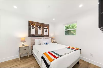 912 Honeywood Rd, Los Angeles, CA 90049 - Photo 28
