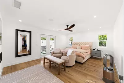 912 Honeywood Rd, Los Angeles, CA 90049 - Photo 38