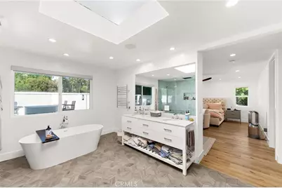 912 Honeywood Rd, Los Angeles, CA 90049 - Photo 42