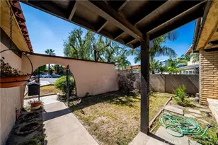 8111 Dartmoor Dr, Huntington Beach, CA 92646 - Photo 6