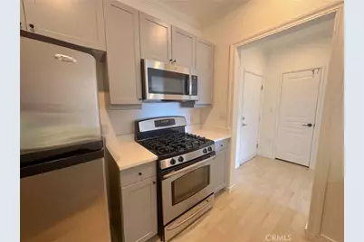 2414 Watermarke, Irvine, CA 92612 - Photo 4