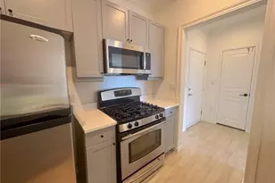 2414 Watermarke, Irvine, CA 92612 - Photo 4