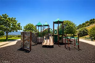 33456 Warwick Hills Rd, Yucaipa, CA 92399 - Photo 46