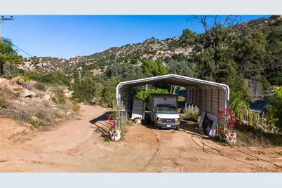 5589 Rainbow Creek Road, Fallbrook, CA 92028 - Photo 12