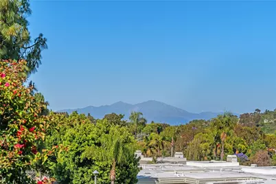 5587 Via Dicha #B, Laguna Woods, CA 92637 - Photo 32