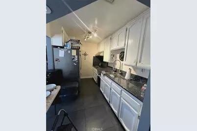16842 Ross, Huntington Beach, CA 92647 - Photo 2