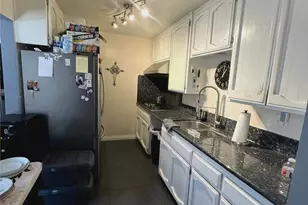 16842 Ross, Huntington Beach, CA 92647 - Photo 2