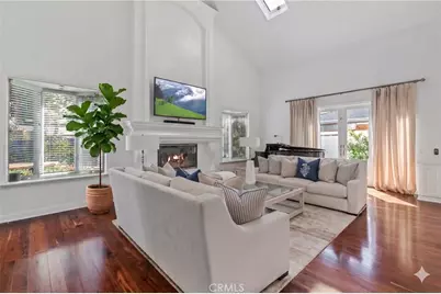 2401 Clay, Newport Beach, CA 92663 - Photo 4