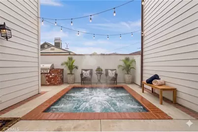 2401 Clay, Newport Beach, CA 92663 - Photo 24