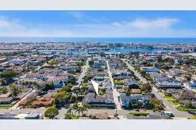 2401 Clay, Newport Beach, CA 92663 - Photo 36