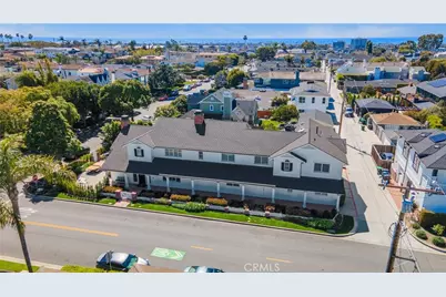 2401 Clay, Newport Beach, CA 92663 - Photo 32